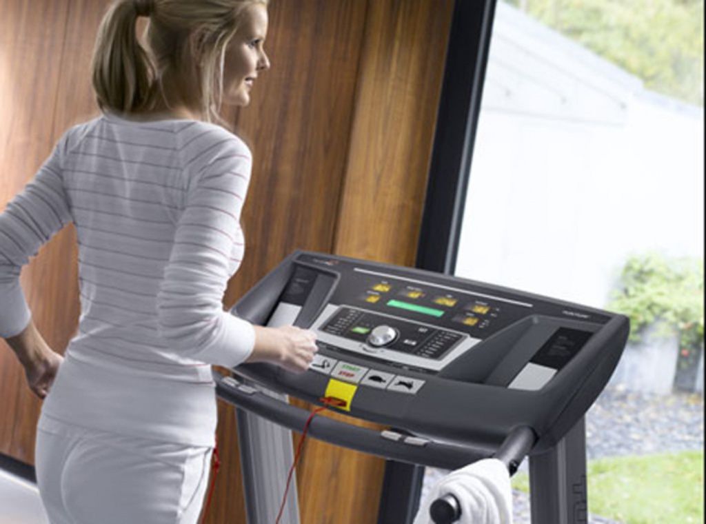 ПОШАГОВАЯ ПРОГРАММА ТРЕНИРОВКИ НА БЕГОВОЙ ДОРОЖКЕ - фото