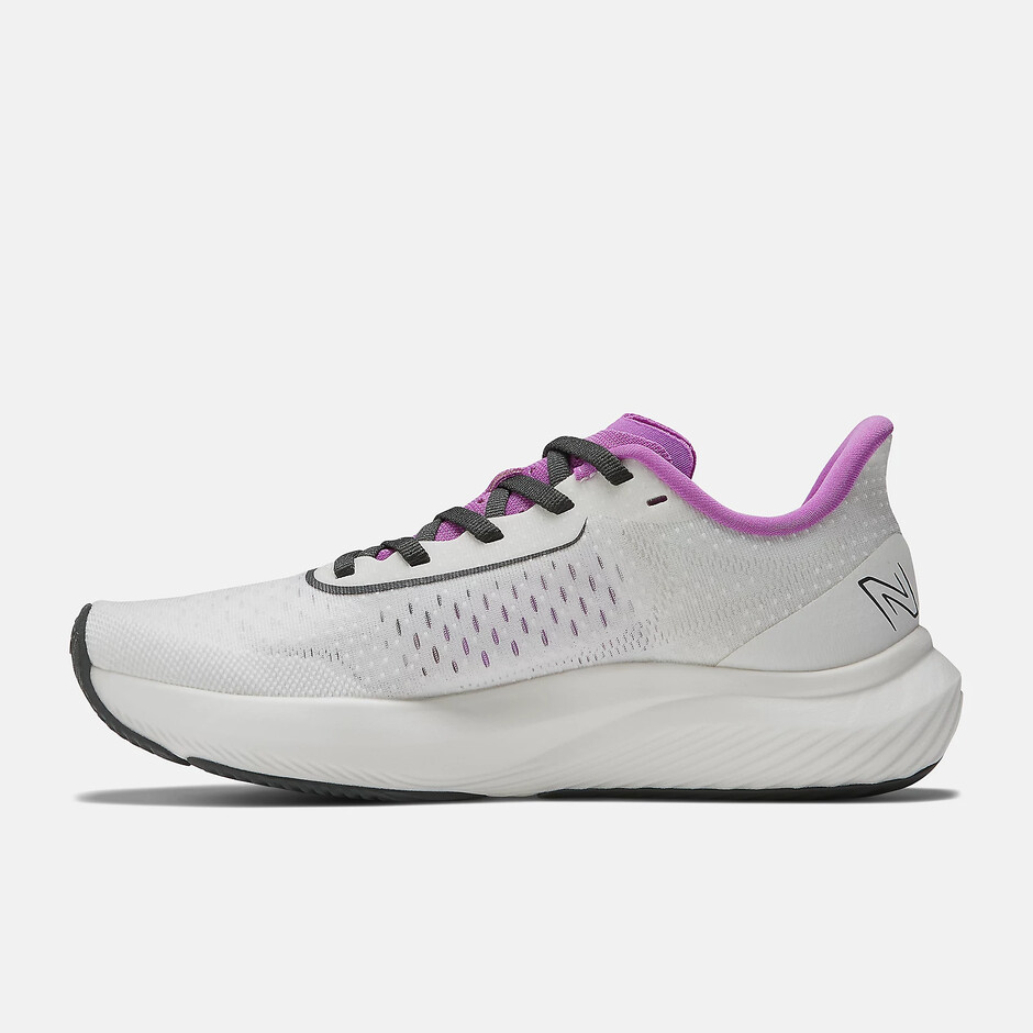 Кросівки NEW BALANCE Fuel Cell Rebel V3 (WFCXCW3) - фото