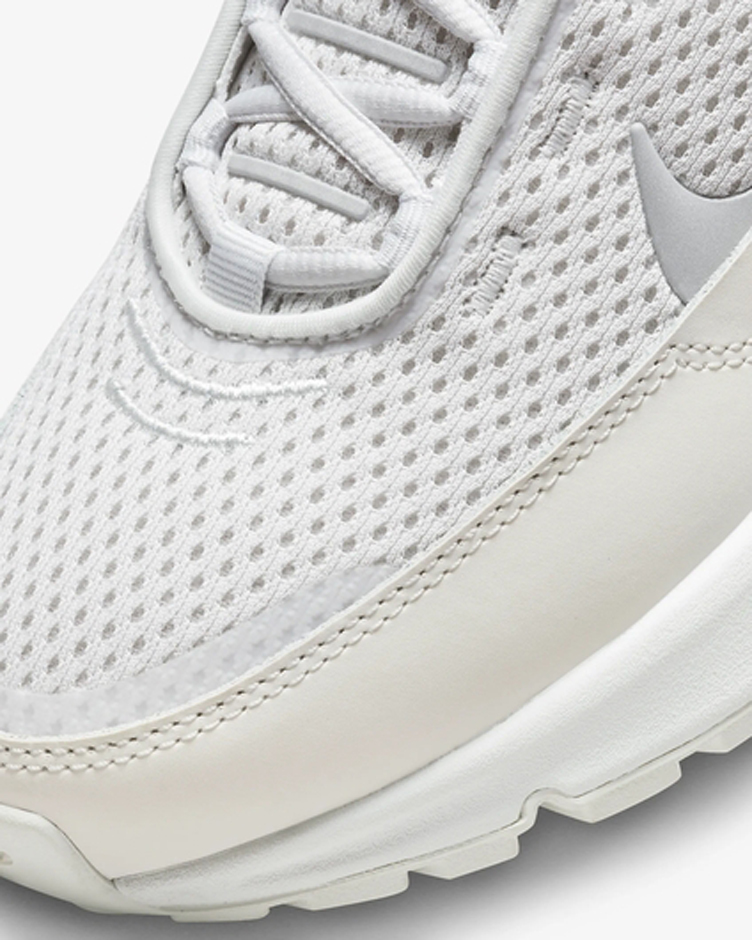 Кросівки NIKE W Air Max Pulse (FD6409001) - фото