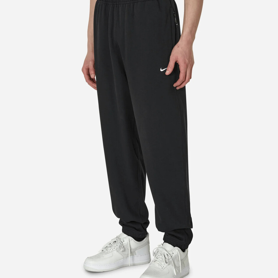 Штани NIKE M Nk Solo Swsh Ft Pant (DX0815010) - фото