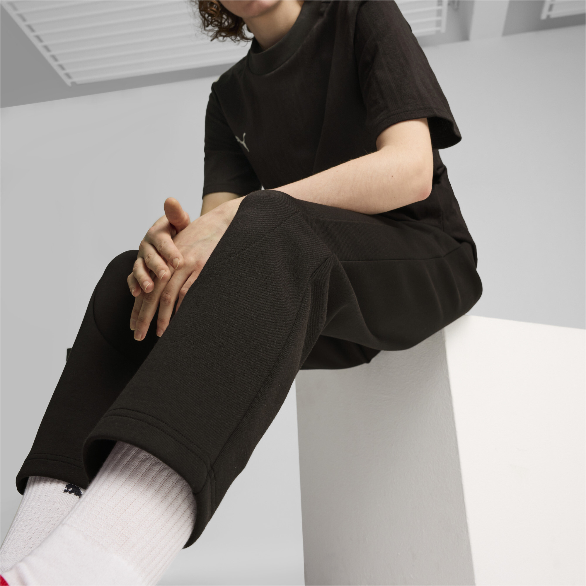 Штани Puma Ferrari Style Sweat Pants Wmn (62710101) - фото