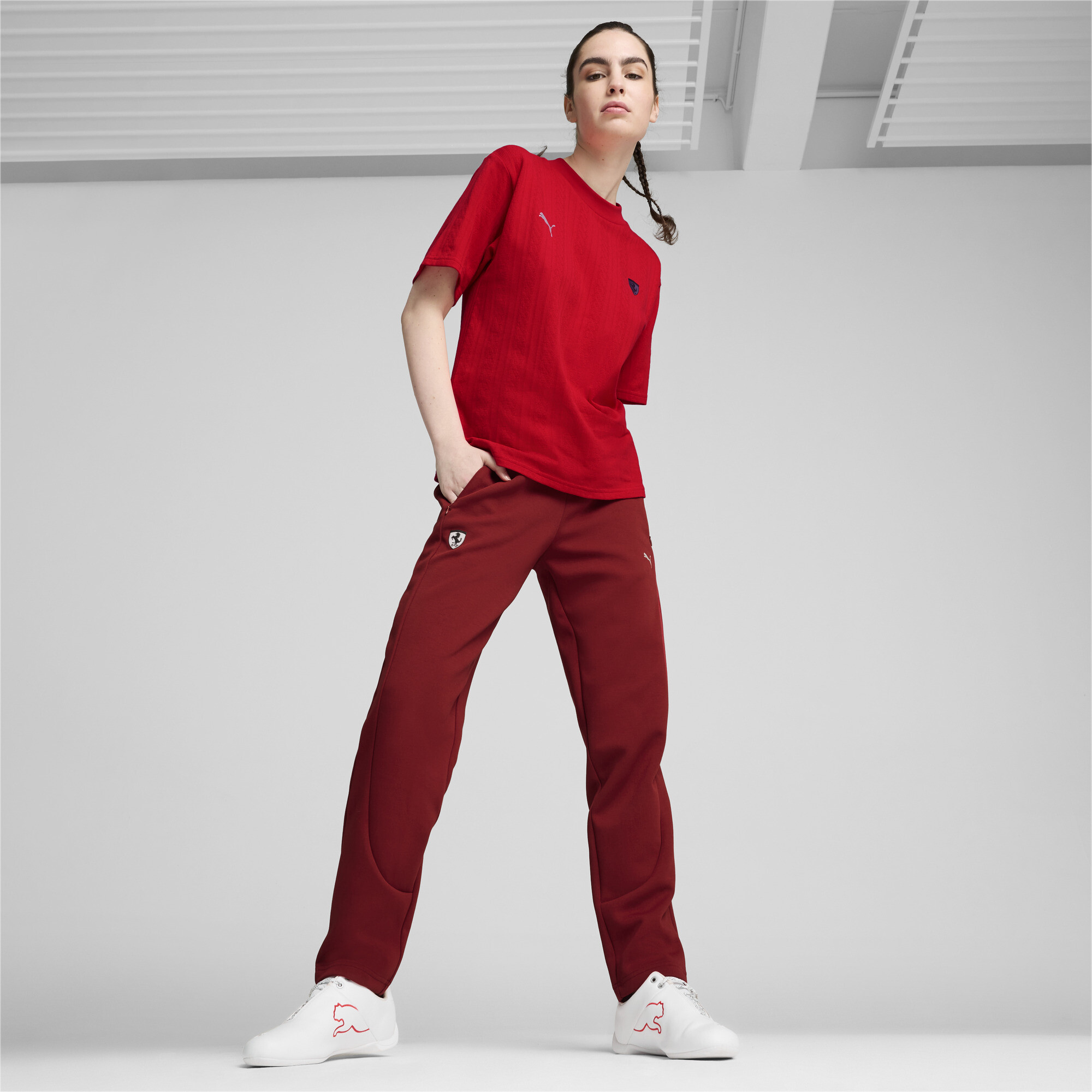 Штани Puma Ferrari Style Sweat Pants Wmn (62710105) - фото