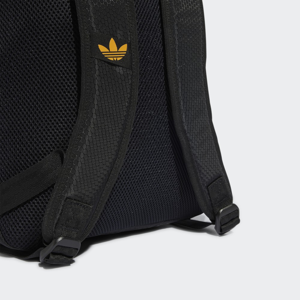 Рюкзак ADIDAS Backpack CHF 45 (IW0946) - фото