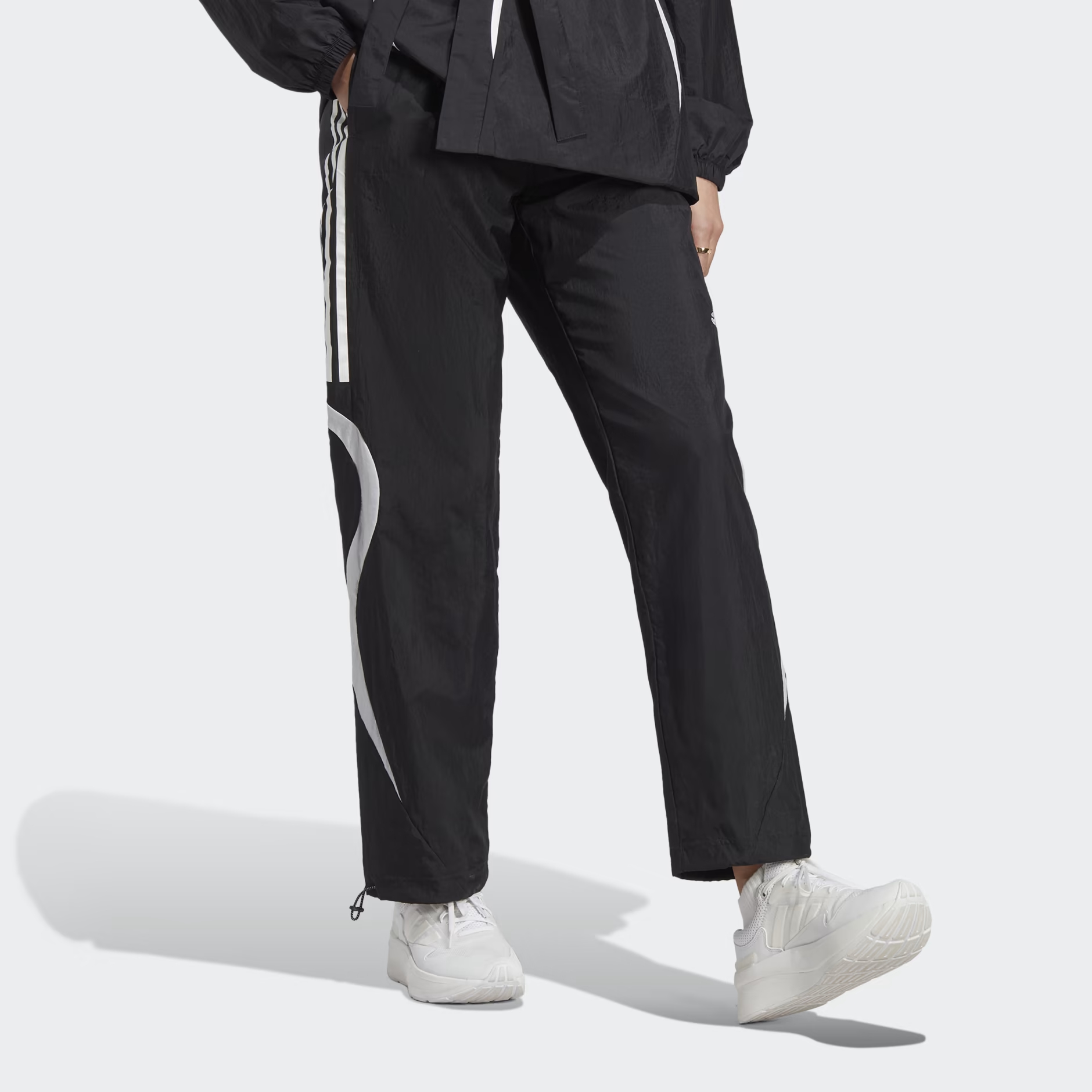 Штани ADIDAS Woven Express (IC6637) - фото