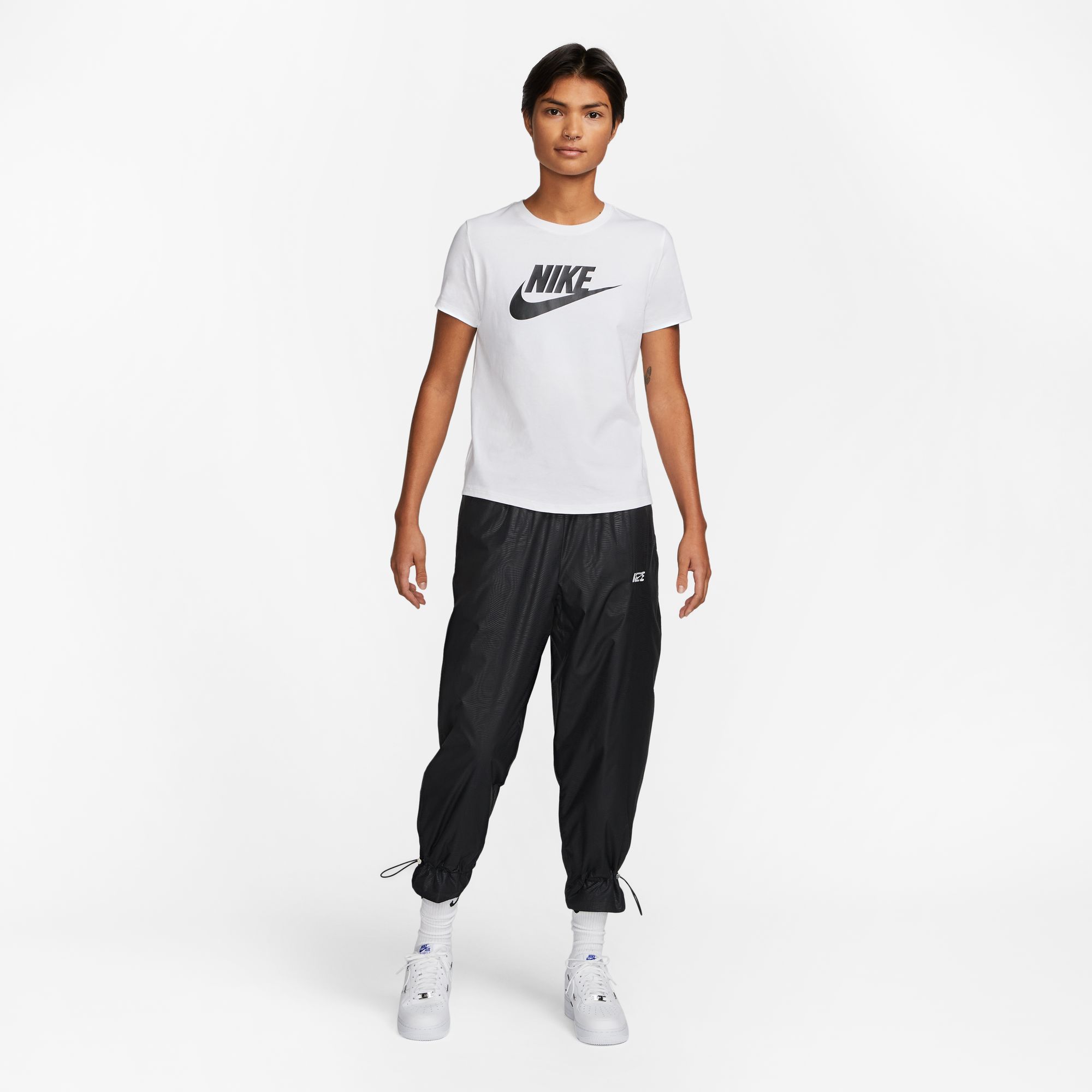 Футболка Nike W Nsw Tee Essntl Icn Ftra (DX7906100) - фото