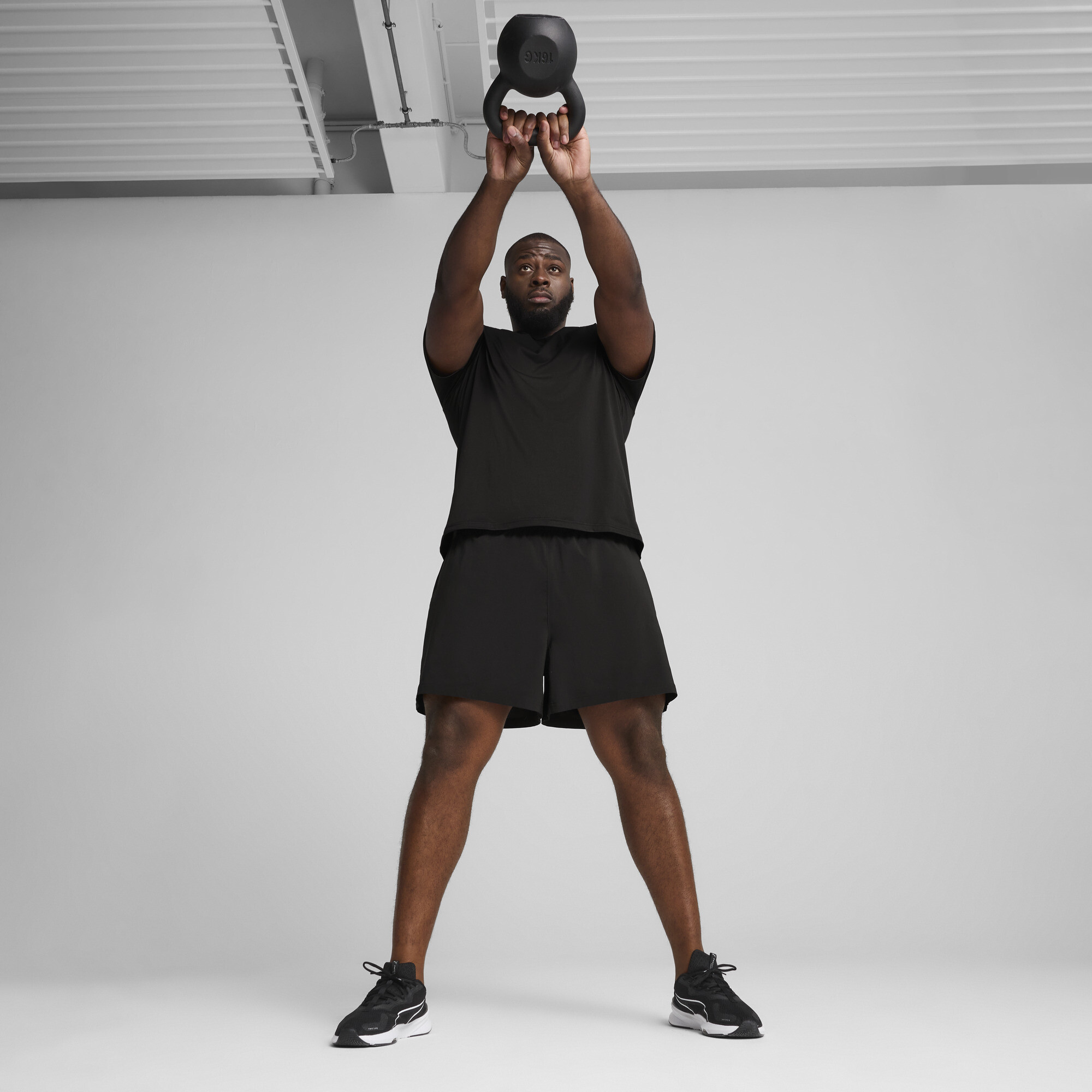 Футболка Puma M Tad Essentials Solid Cat Tee (52590801) - фото