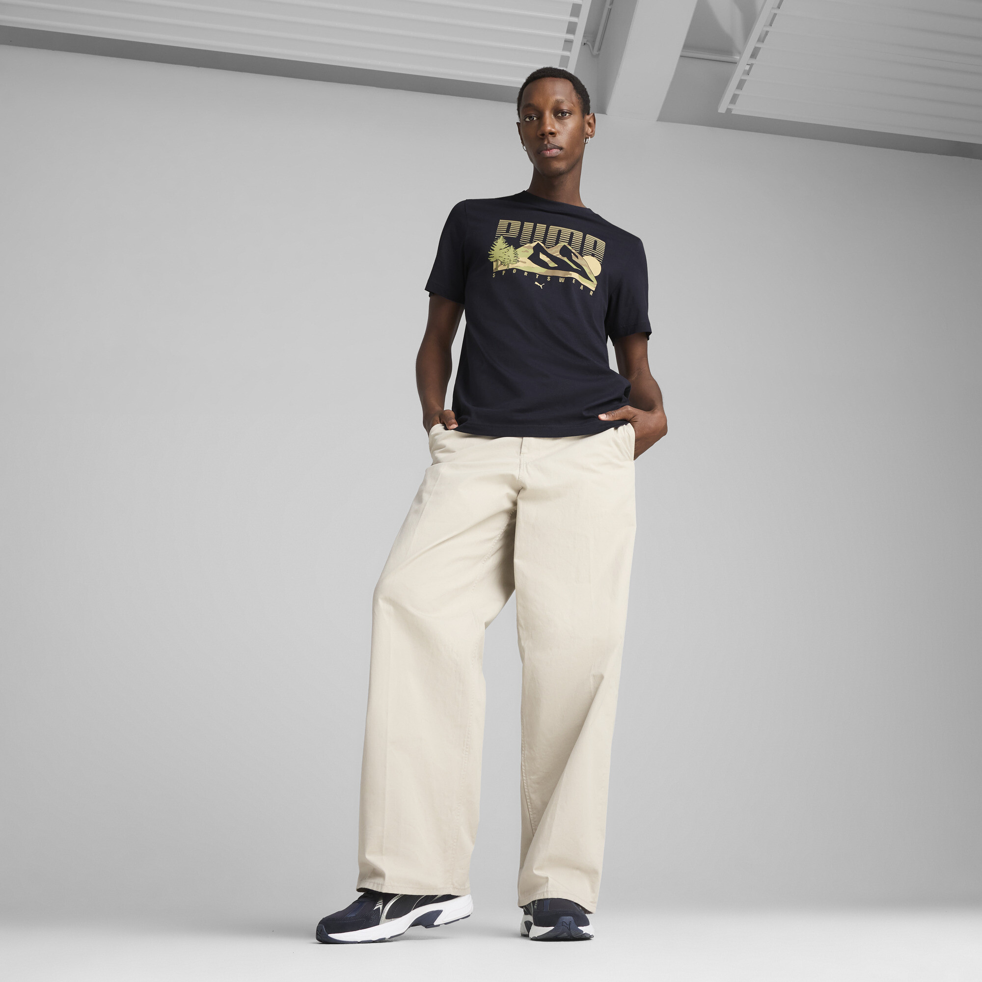 Футболка Puma Graphics Mountain Tee (68482816) - фото