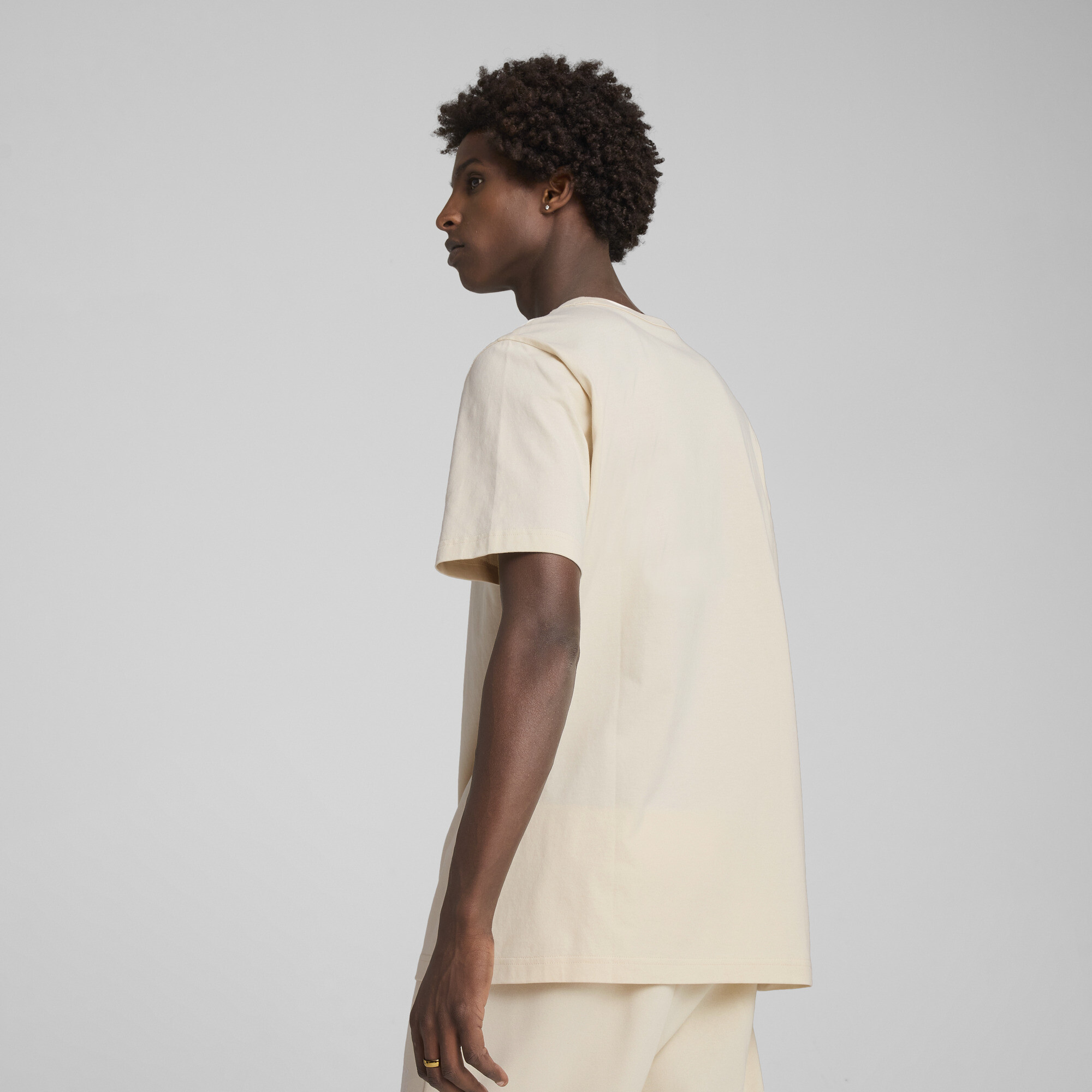 Футболка Puma Class Graphic Tee (68464387) - фото