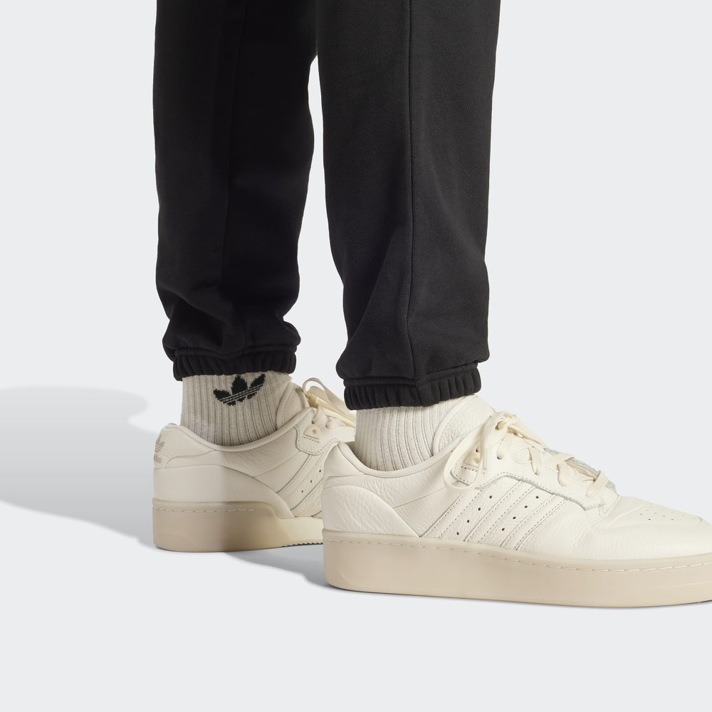 Штани Adidas Ess Pants Ft (JD2422) - фото