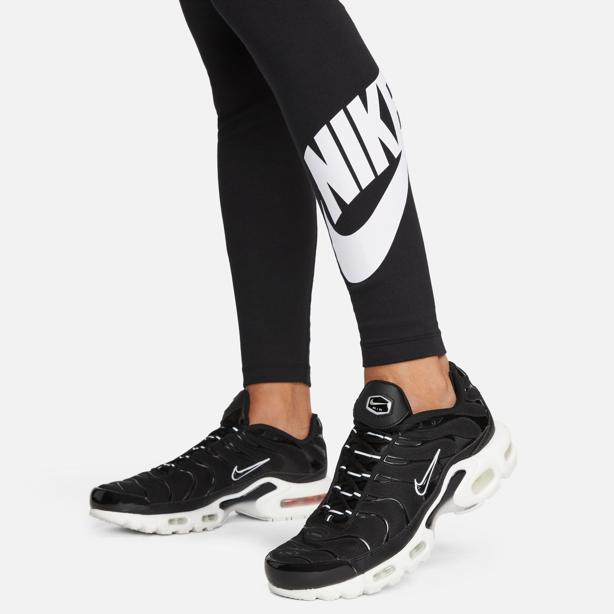 Легінси Nike Sportswear Classics High-Waisted Graphic (DV7791010) - фото