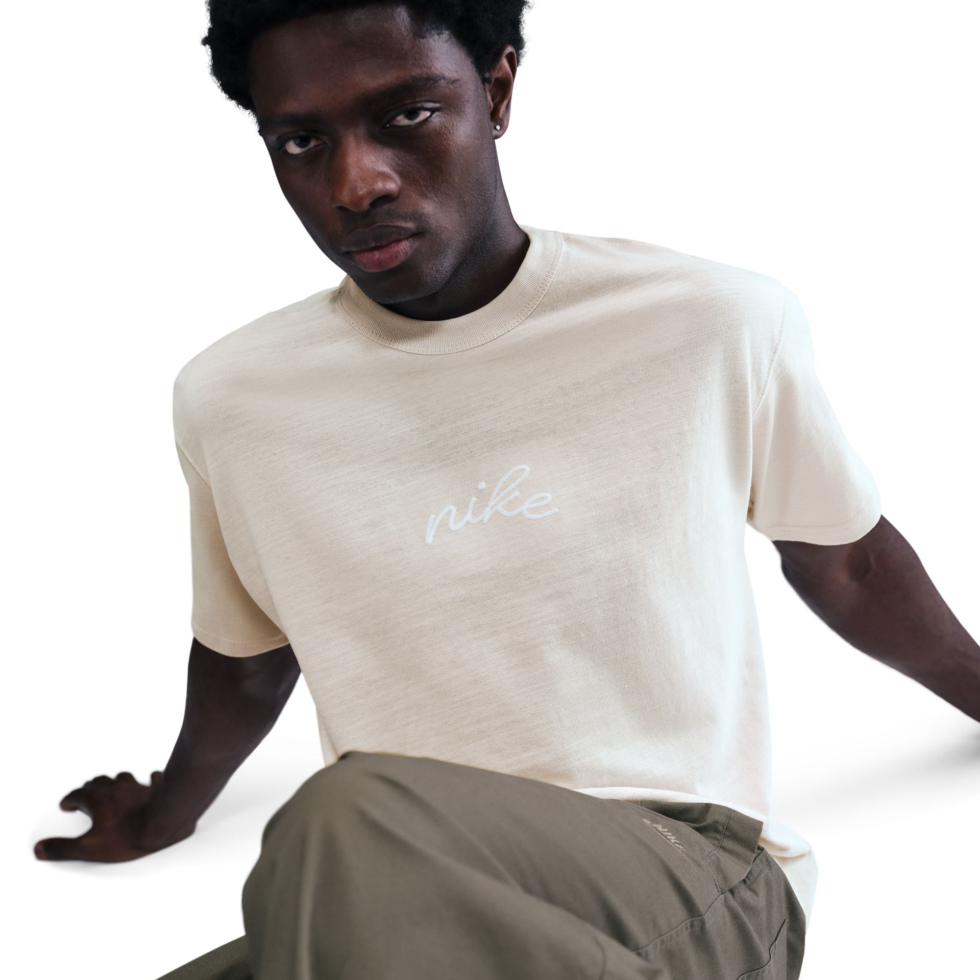 Футболка Nike Sportswear Premium Essentials (HQ9238072) - фото