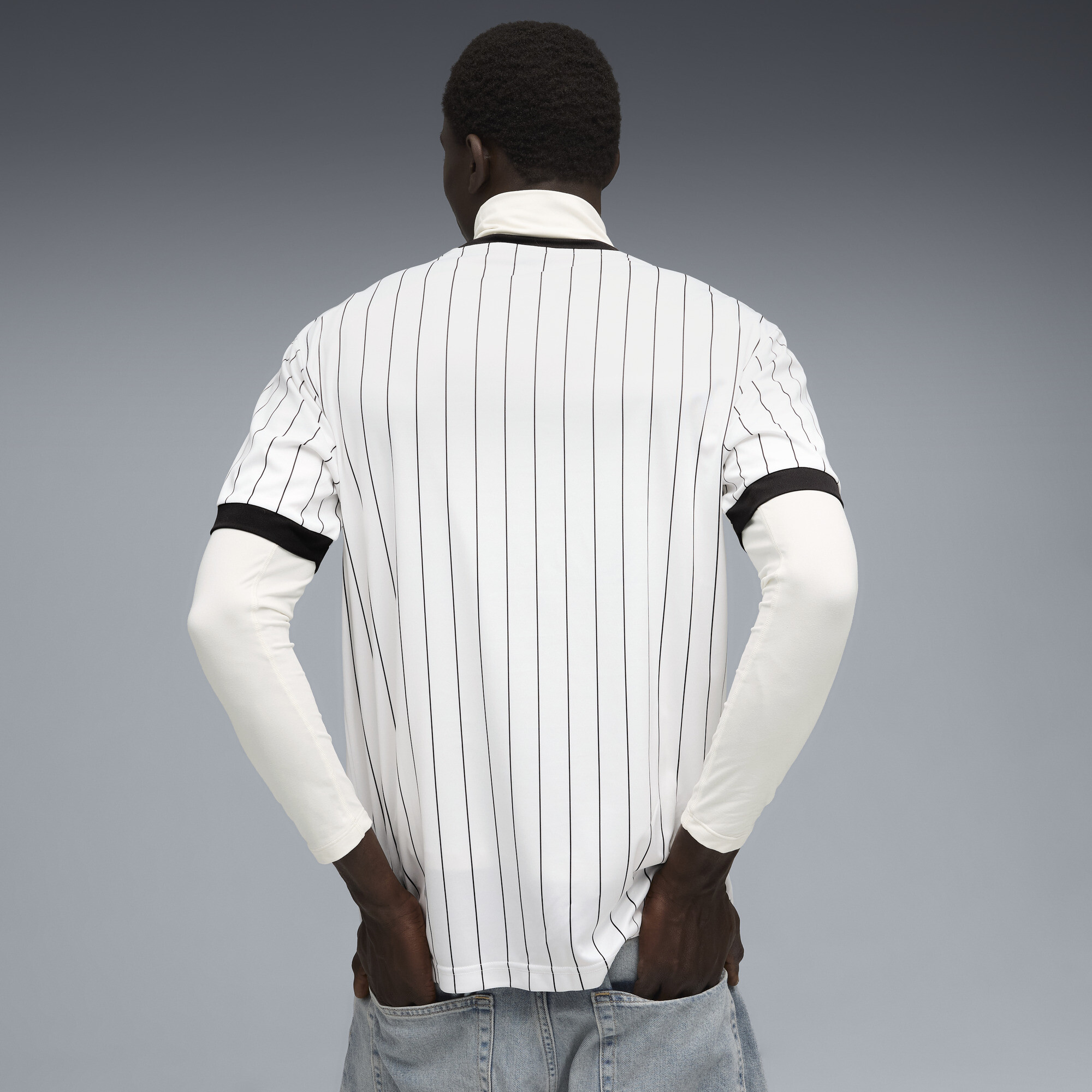 Футболка Puma Ess Football (68826302) - фото