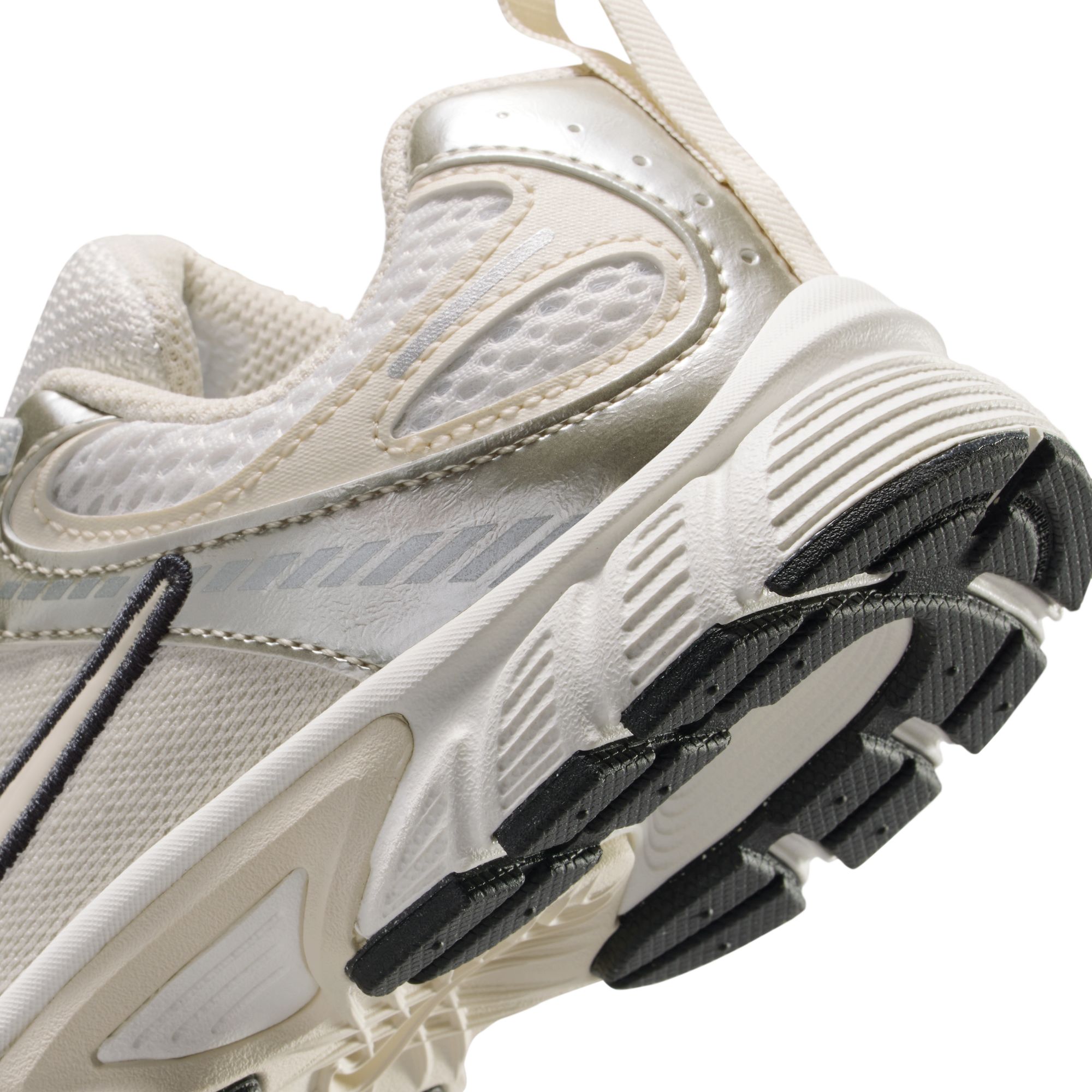 Кросівки Nike V5 Rnr (Ps) (HQ6412102) - фото