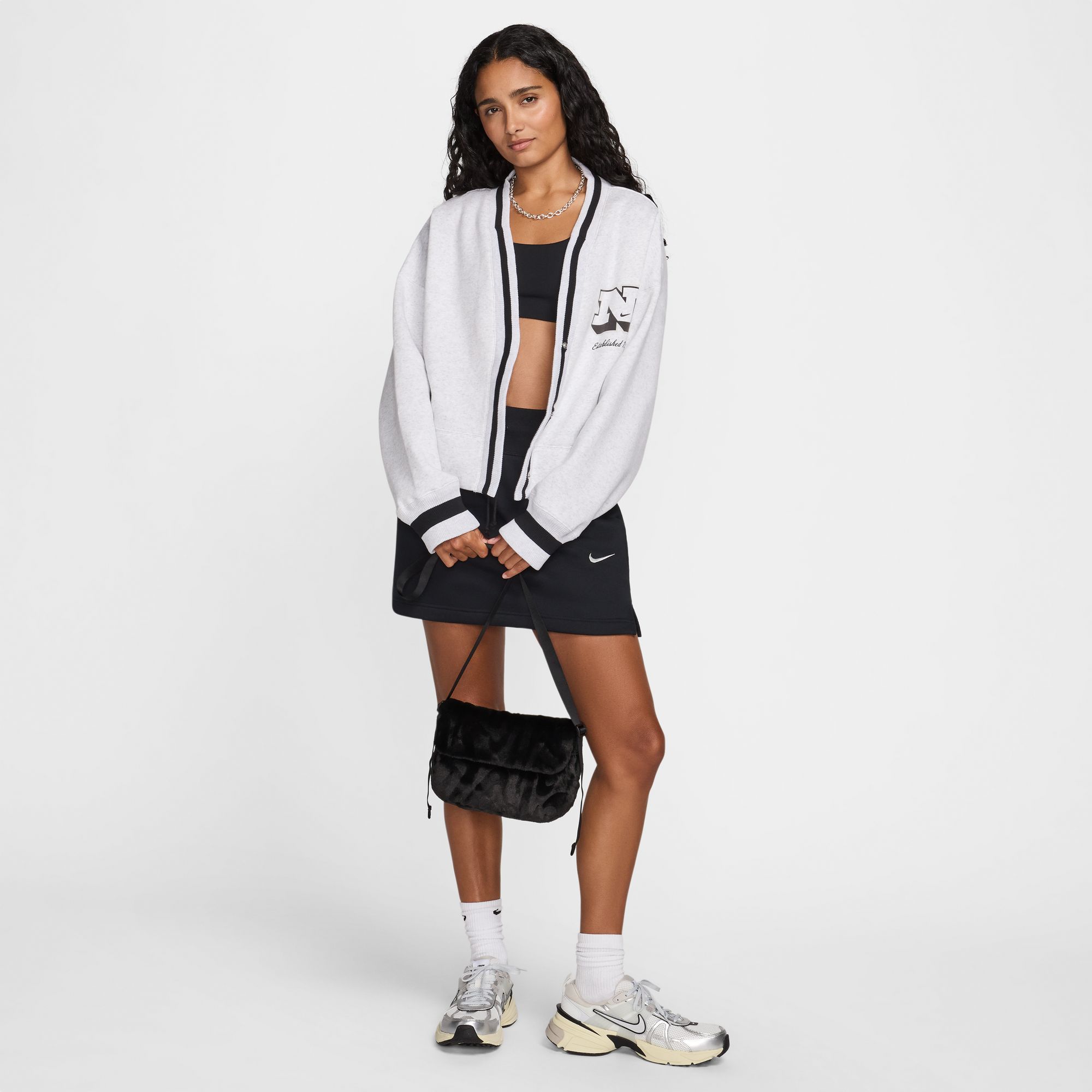 Сумка Nike Sportswear Futura 365 Faux Fur (1L) (FZ1326010) - фото