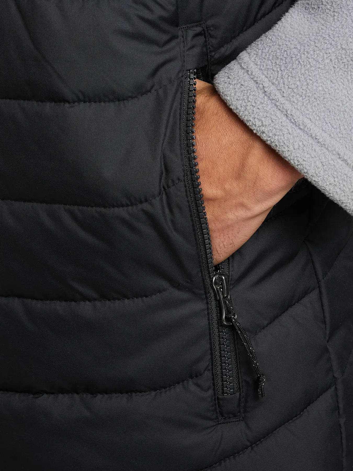 Жилет чоловiчий Columbia (1748031CLB-010) - фото