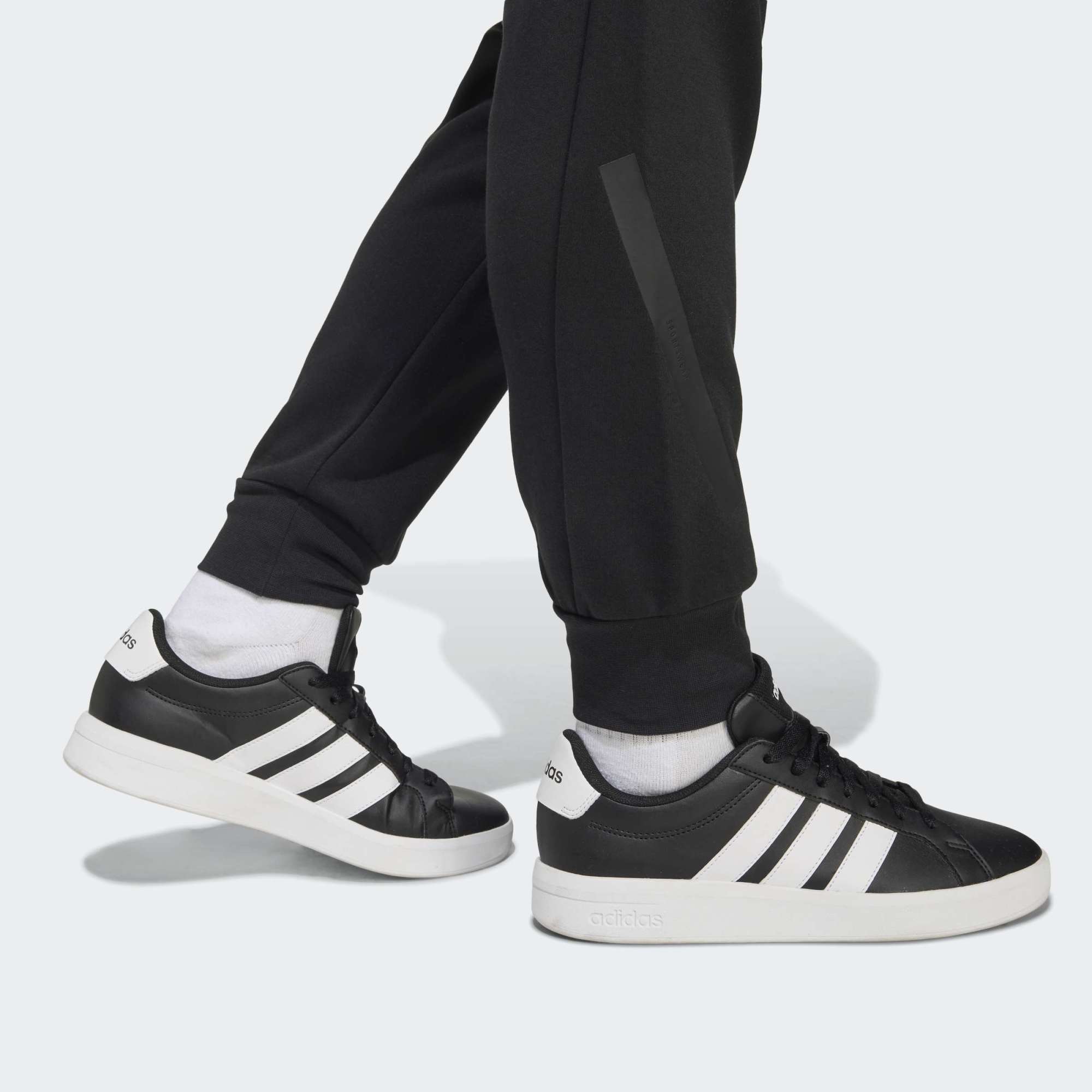 Штани Adidas Z.N.E. Tapered-Leg (JF2491) - фото