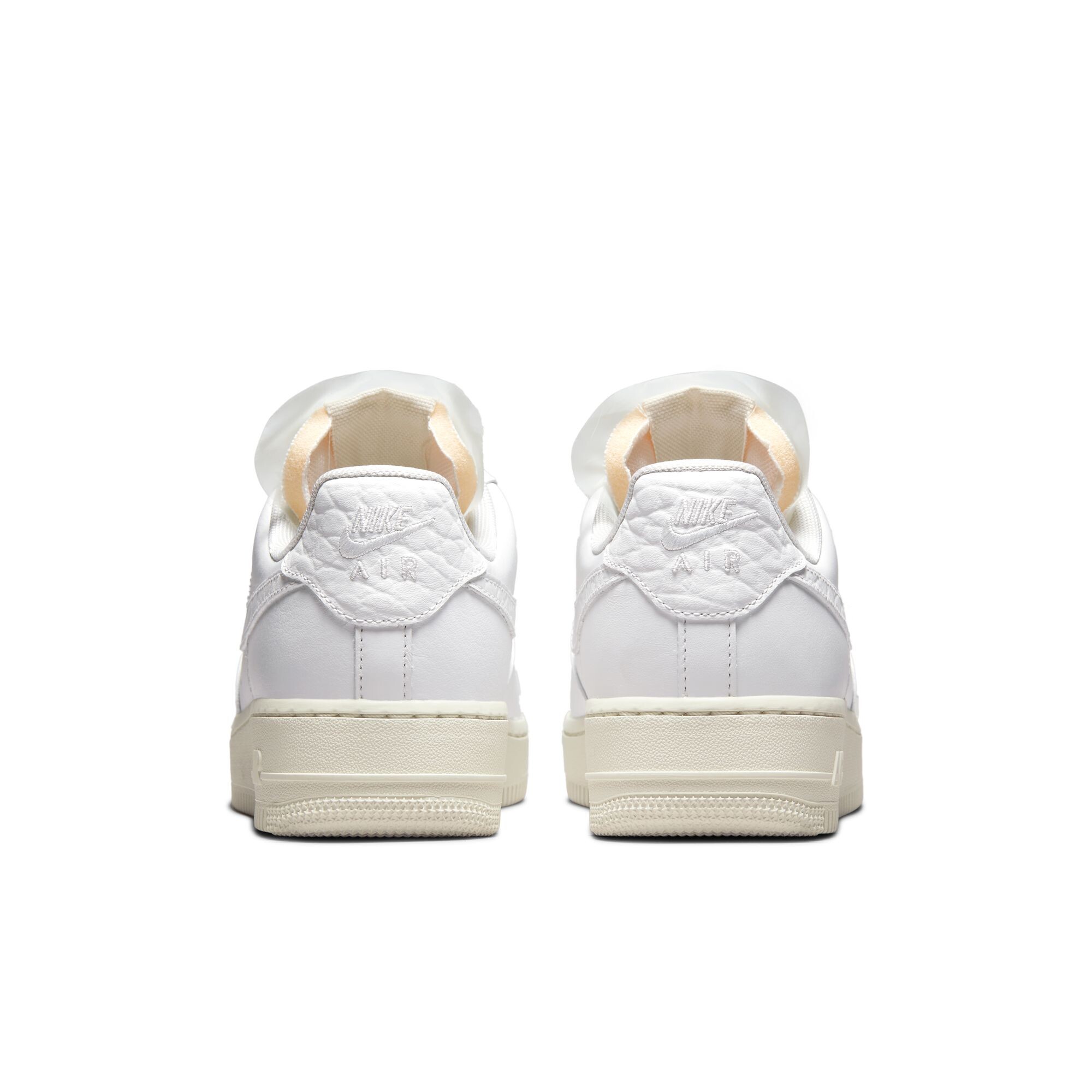 Кросівки Nike Air Force 1 Low Premium (DN5463100) - фото