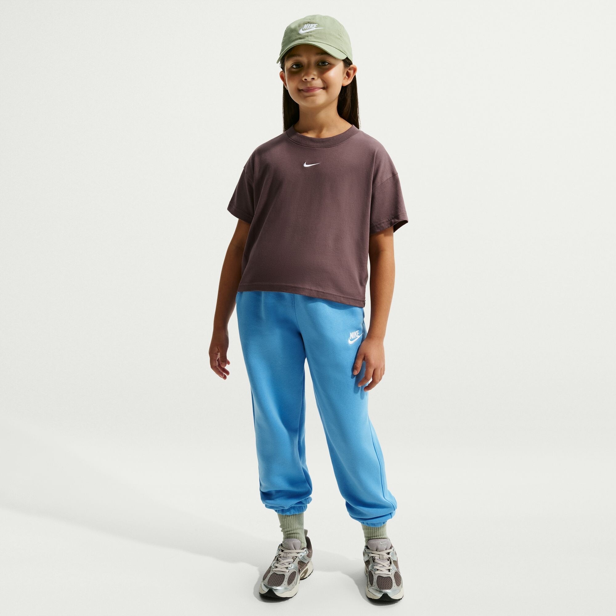 Футболка Nike Sportswear Essential (FZ5559502) - фото