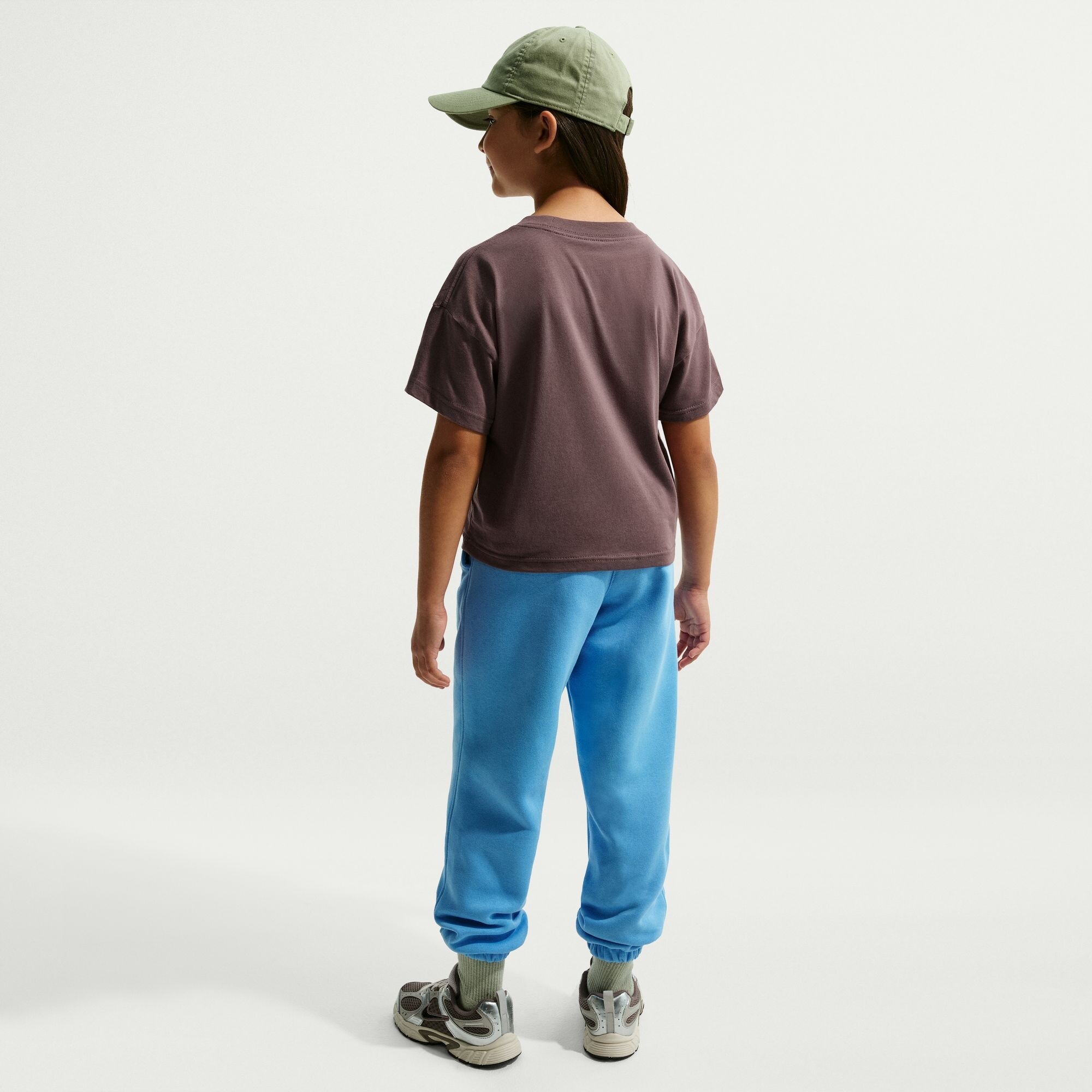 Футболка Nike Sportswear Essential (FZ5559502) - фото