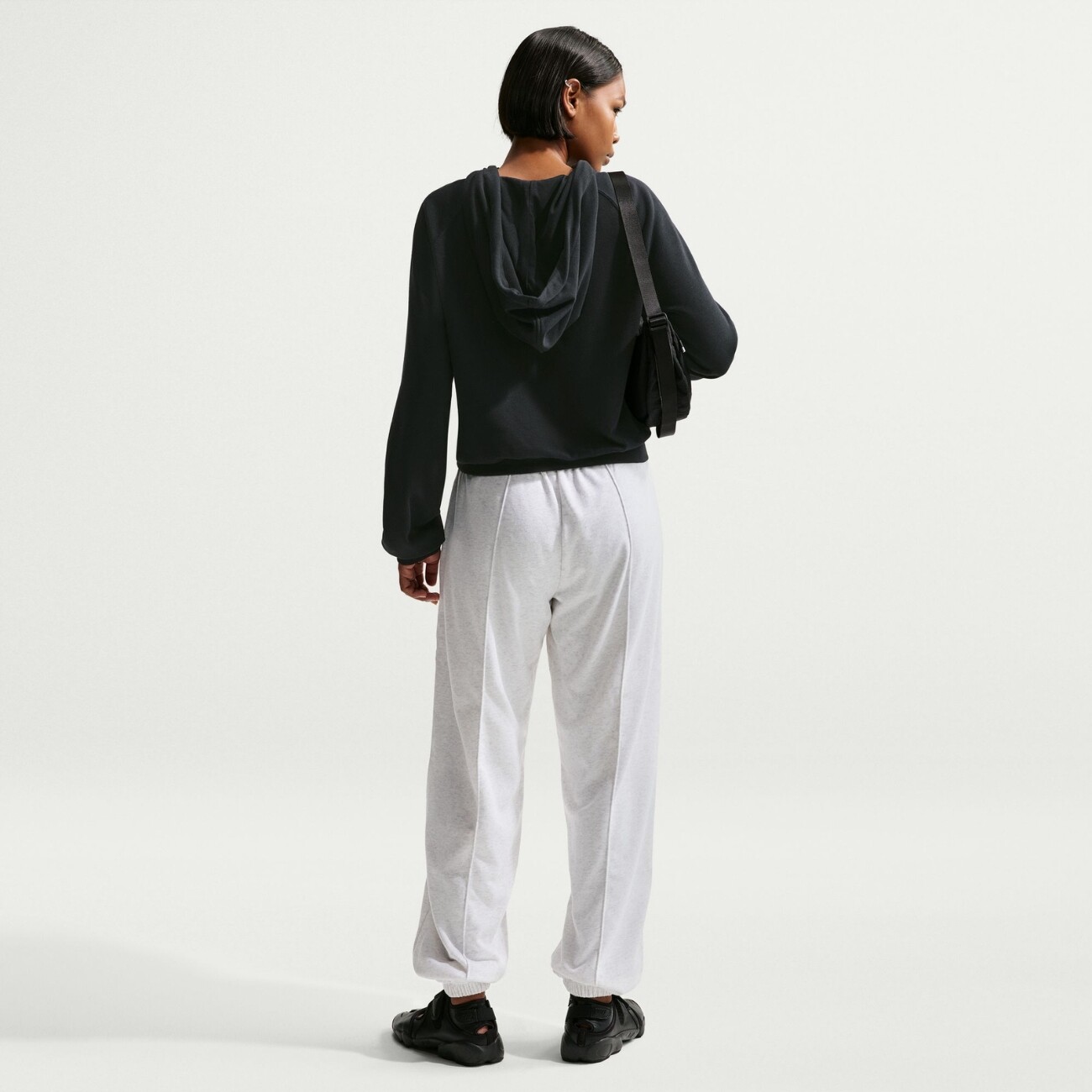 Толстовка Nike Nsw Chill Ft (IF0230010) - фото