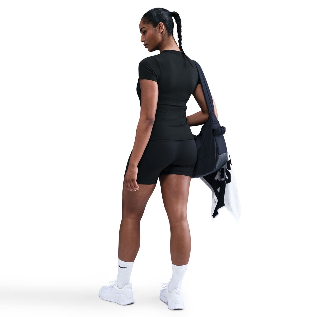 Футболка Nike One (IM9638010) - фото