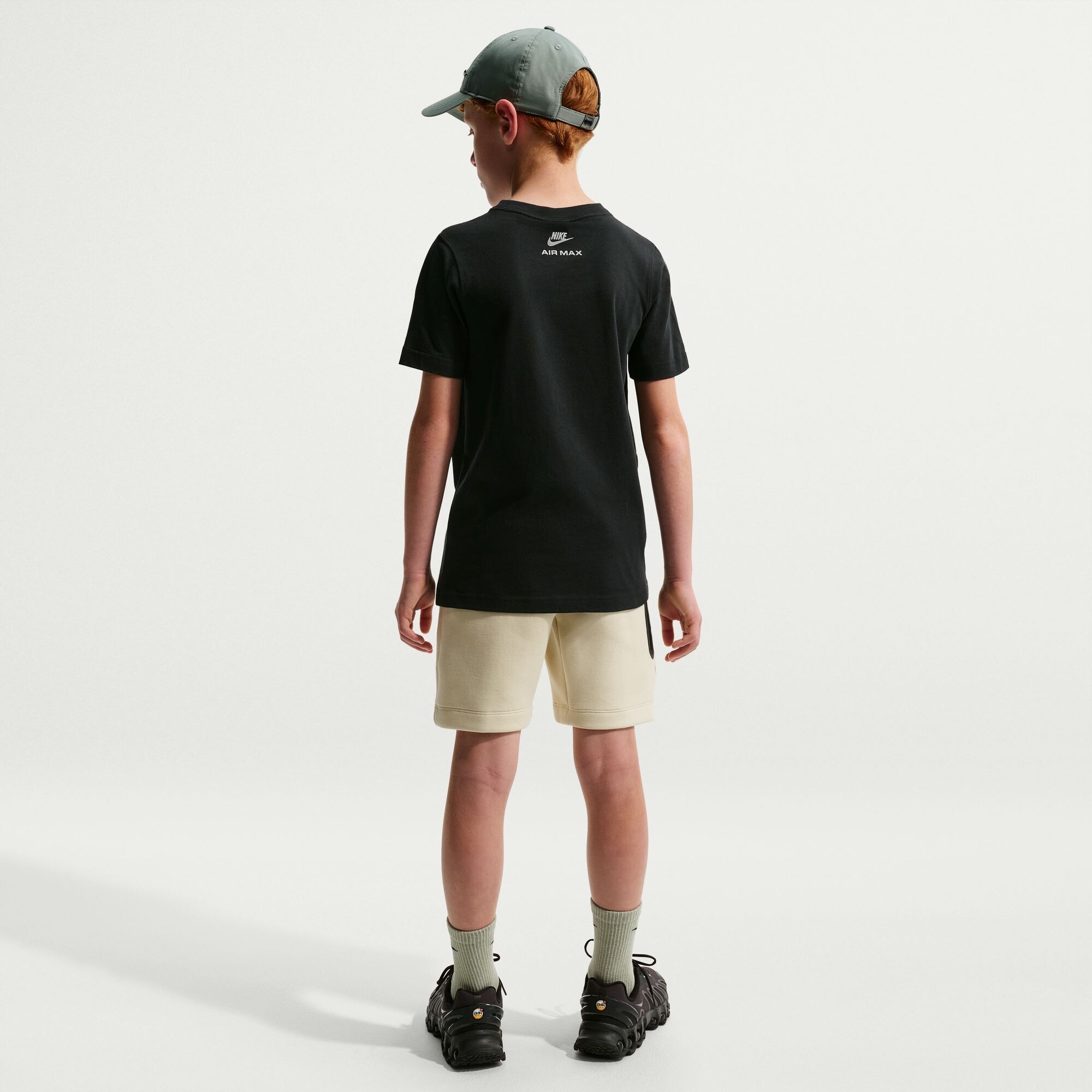 Футболка Nike Sportswear Air Max (IO1157010) - фото