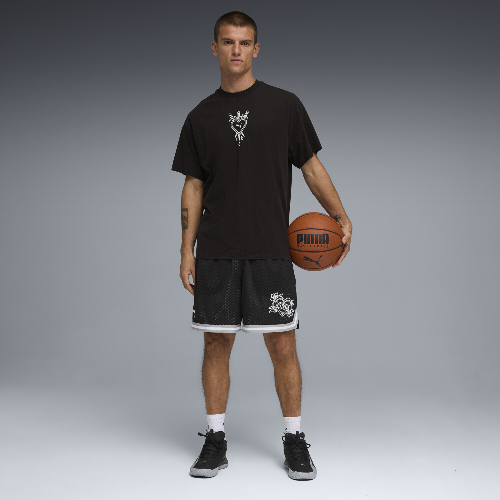 Футболка Puma Swish N' Ink III Oversized (63466101) - фото