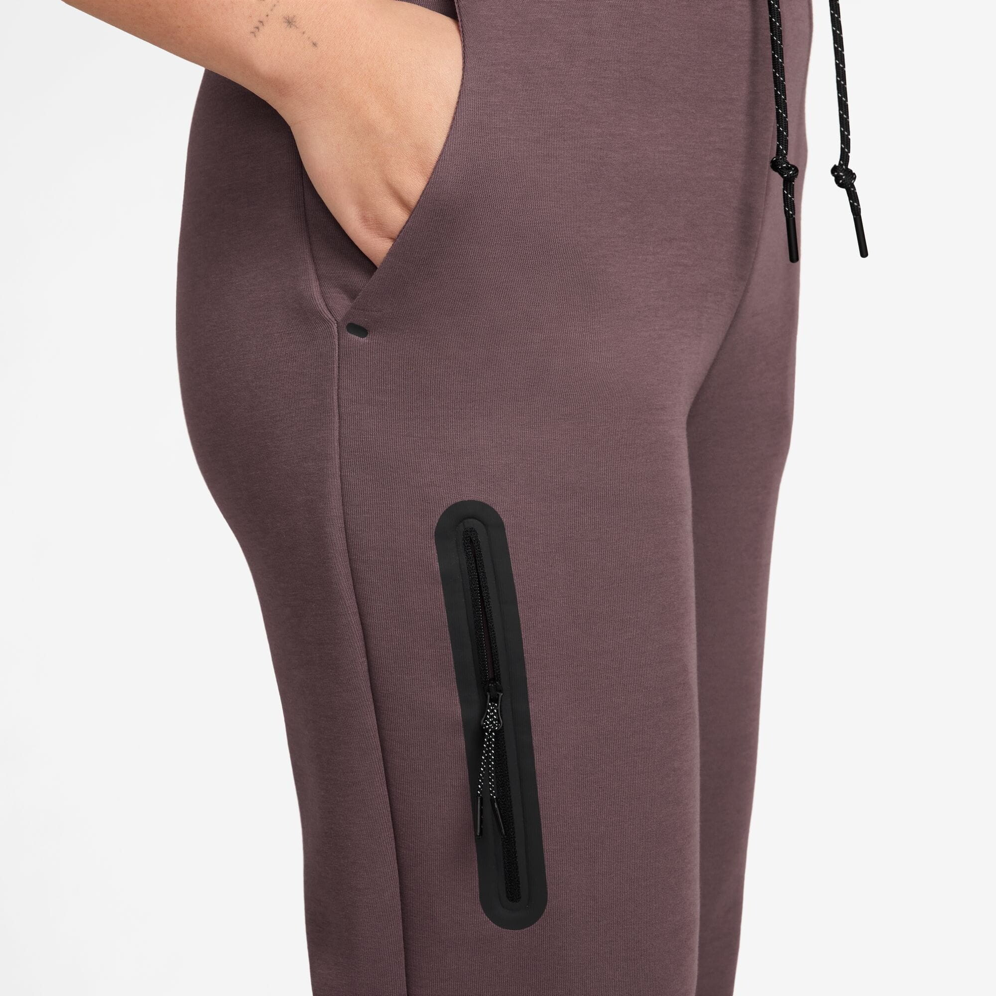 Штани Nike Sportswear Tech Fleece (HV6779502) - фото