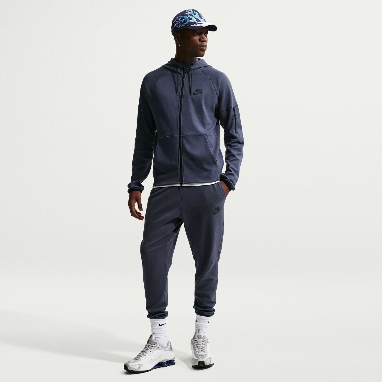Штани Nike Sportswear Tech Essentials (DD5293437) - фото