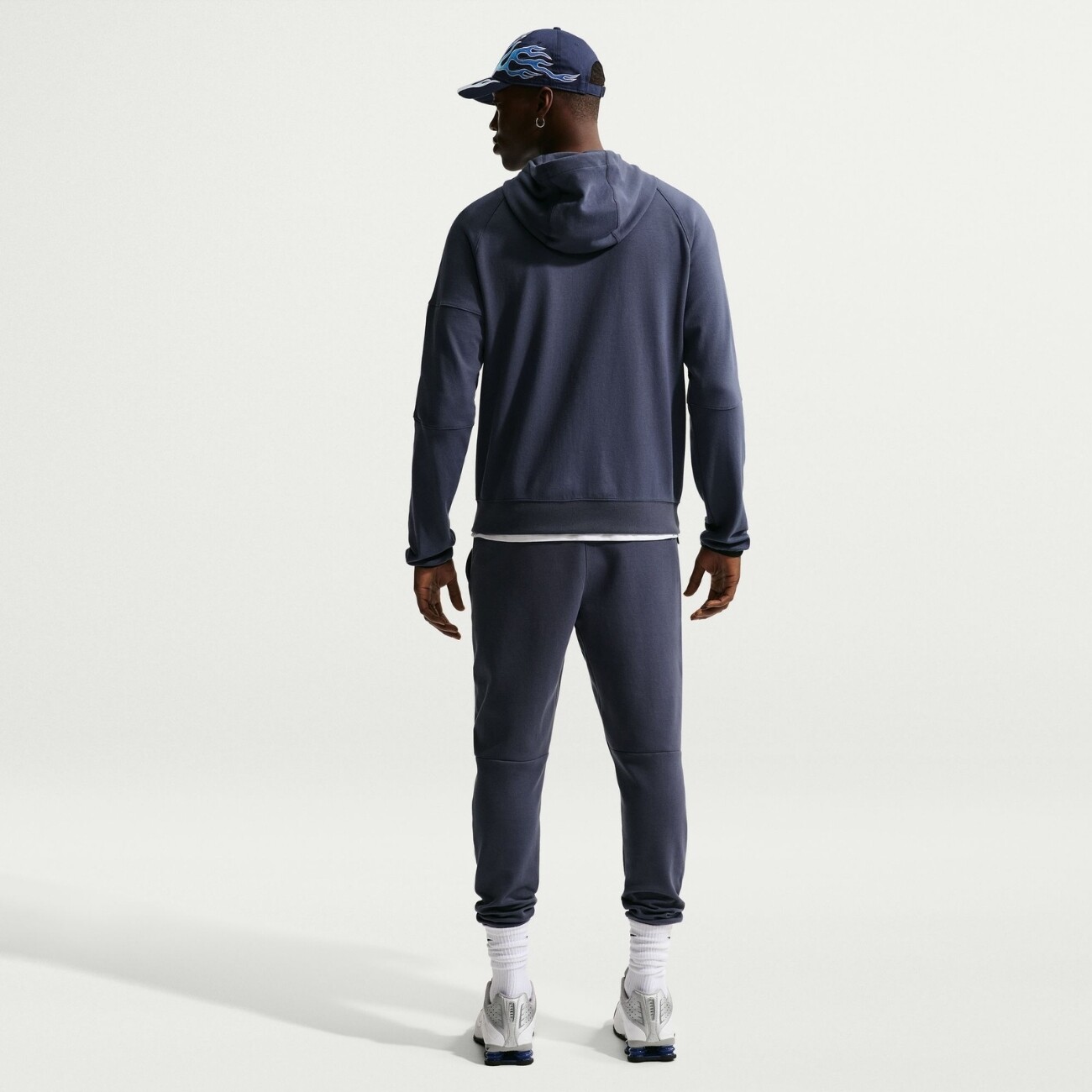 Штани Nike Sportswear Tech Essentials (DD5293437) - фото