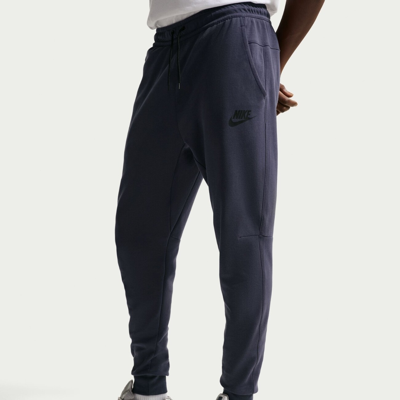 Штани Nike Sportswear Tech Essentials (DD5293437) - фото