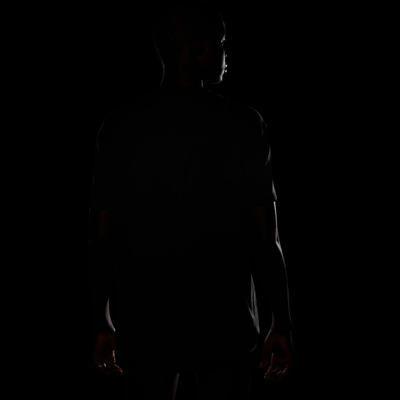 Футболка Nike One Relaxed Dri-FIT Short-Sleeve (FN2814011) - фото