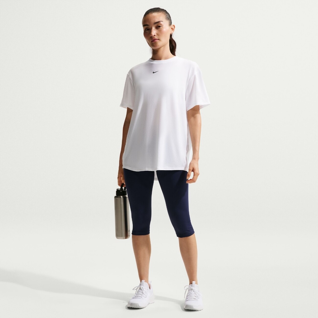 Футболка Nike One Relaxed Dri-FIT Short-Sleeve (FN2814101) - фото