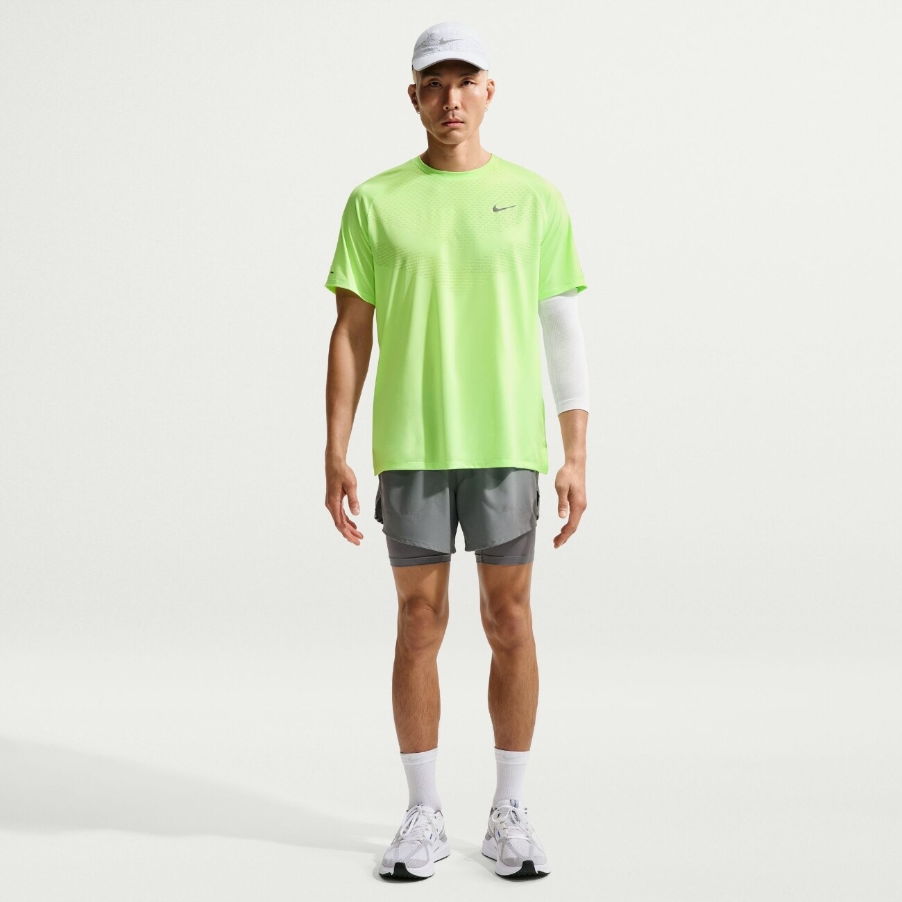 Футболка Nike Stride Dri-FIT ADV (HV5203377) - фото