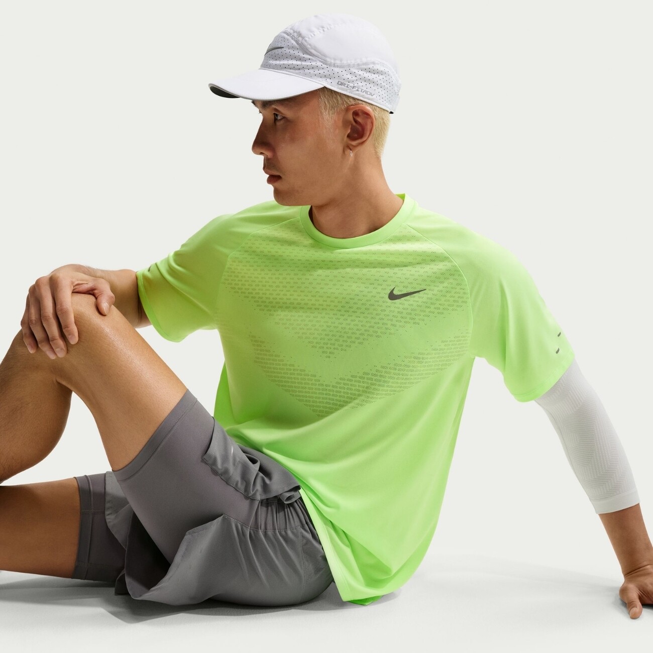 Футболка Nike Stride Dri-FIT ADV (HV5203377) - фото