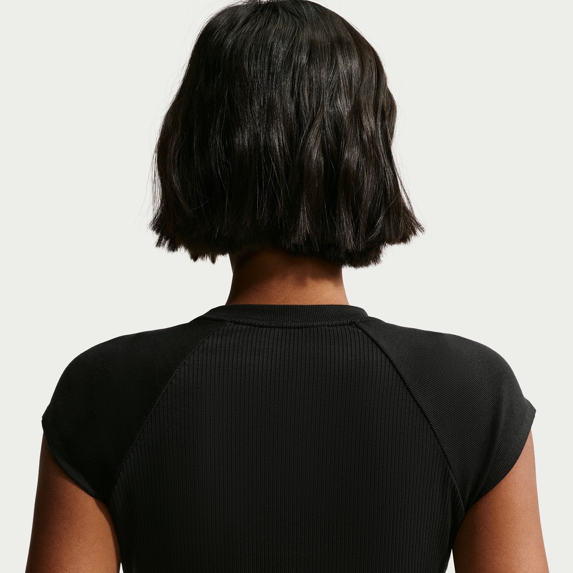 Футболка Nike Sportswear Chill Knit Tight Short-Sleeve Ribbed (IF0242010) - фото