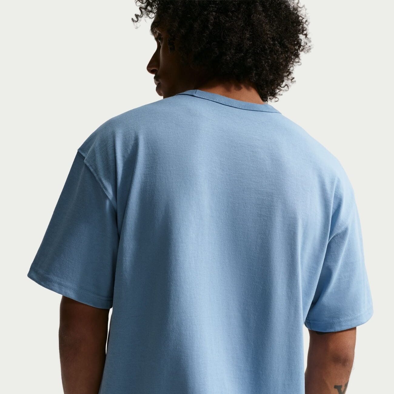 Футболка Nike Sportswear Premium Essentials (IH1121486) - фото