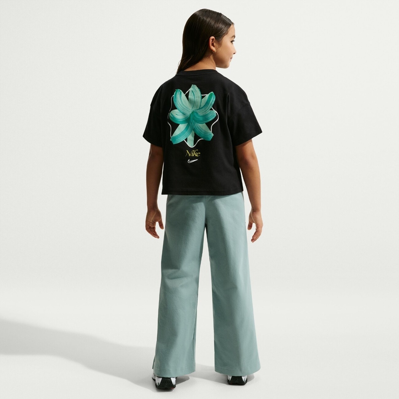 Футболка Nike Sportswear Boxy (II0883010) - фото