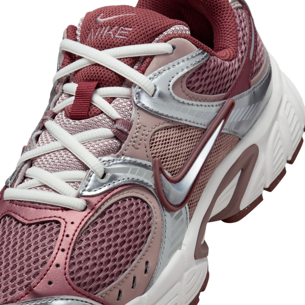 Кросівки Nike V5 Rnr (HQ7901200) - фото