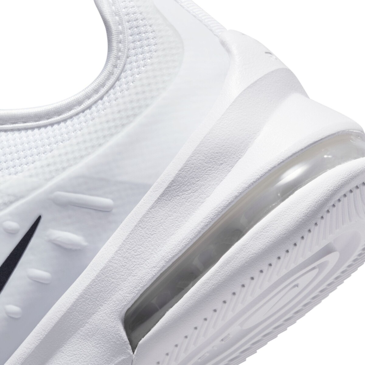 Кросівки Nike Air Max Axis (AH5222100) - фото