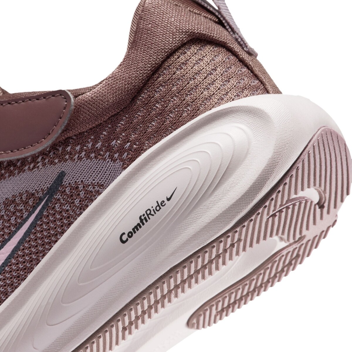 Кросівки Nike Stellar Ride (HQ3267500) - фото