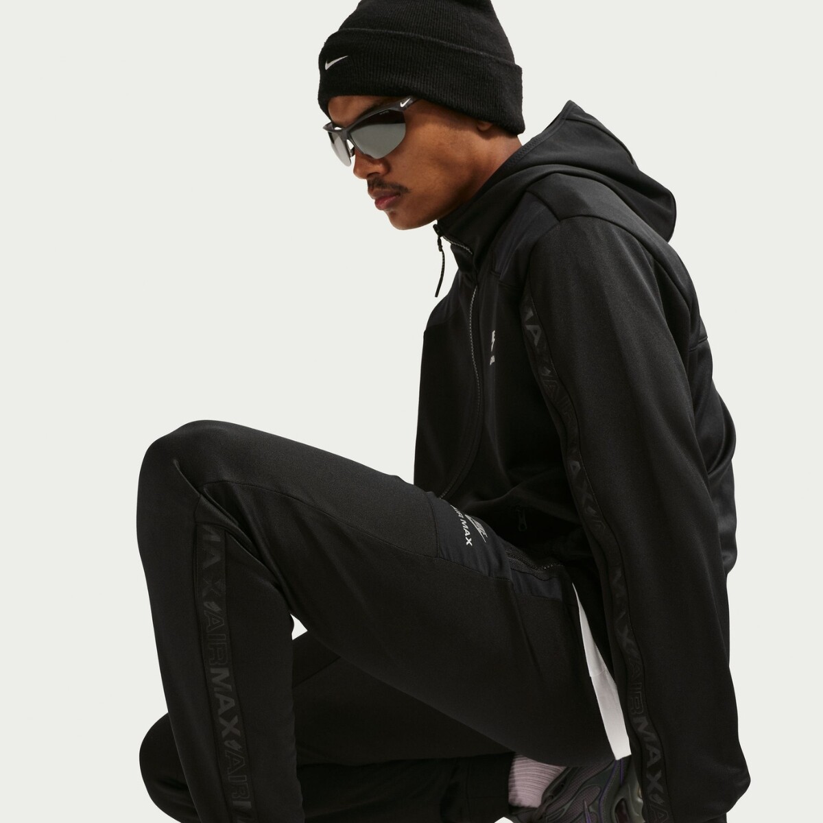 Штани Nike Sportswear Air Max (IO1056010) - фото