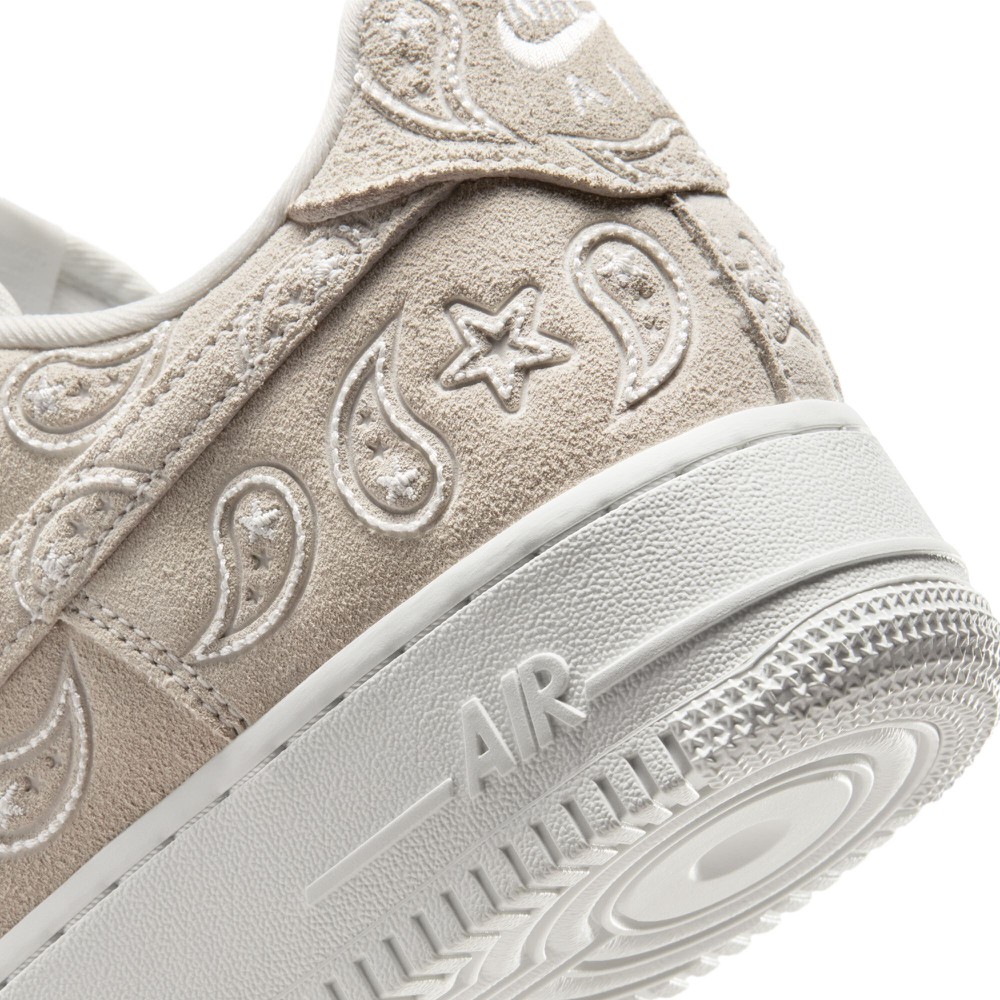 Кеди Nike Air Force 1 07 LV8 (IU2363100) - фото