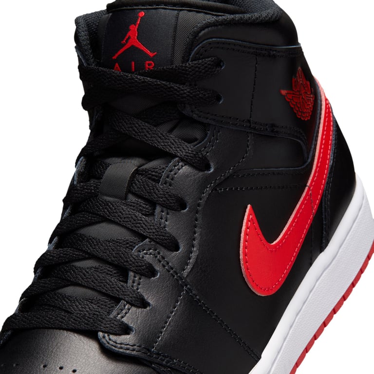 Кеди Air Jordan 1 Mid (DQ8426005) - фото