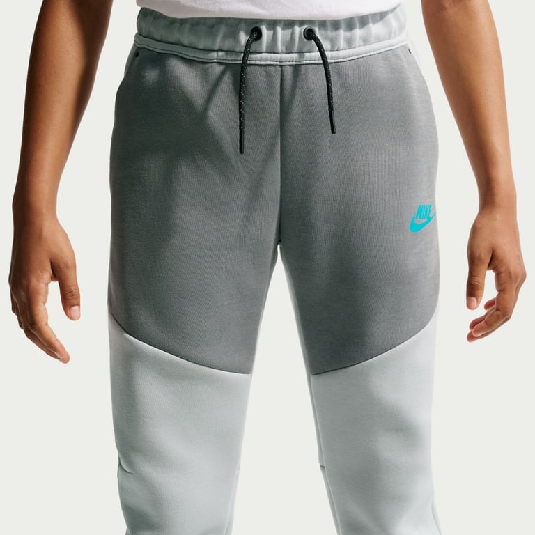 Штани Nike Sportswear Tech Fleece (HV5869016) - фото