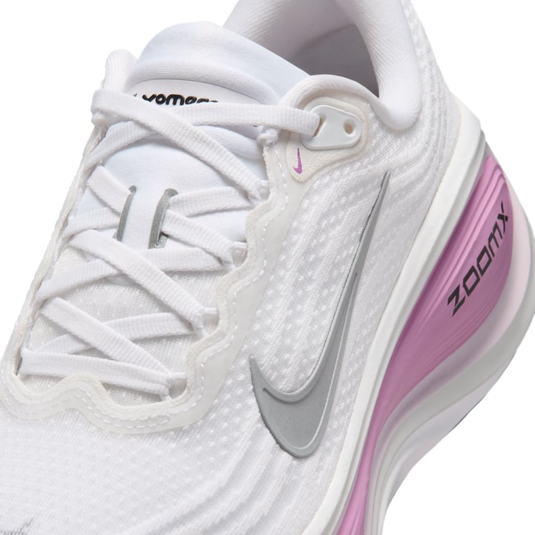 Кросівки Nike Vomero Plus (HV8154110) - фото