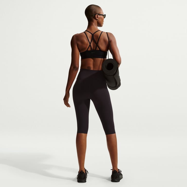 Топ Nike Zenvy Strappy (IB9847010) - фото