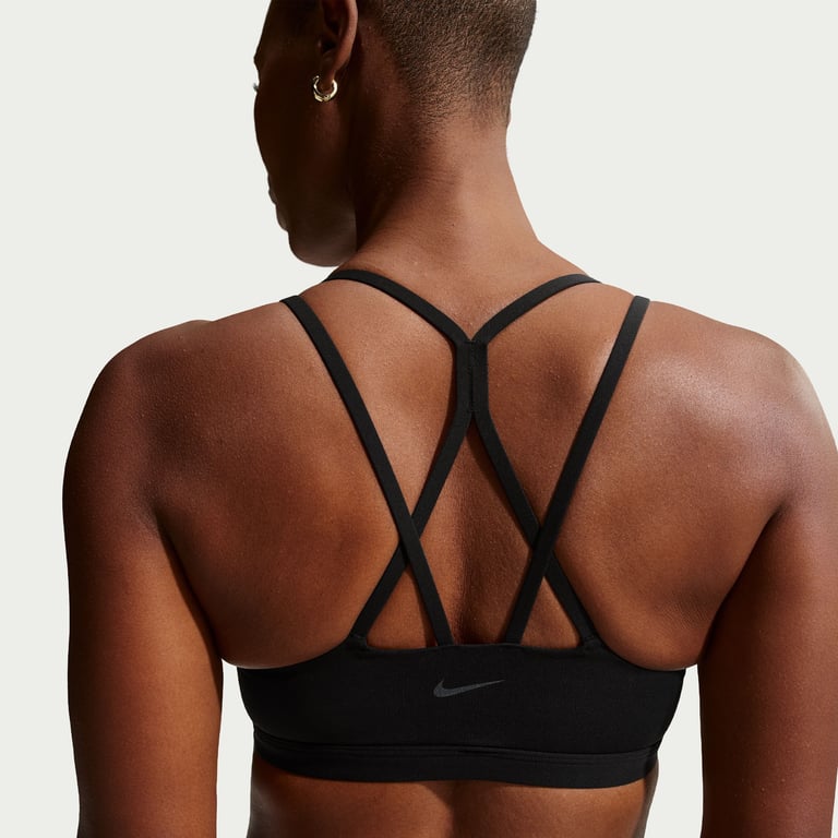 Топ Nike Zenvy Strappy (IB9847010) - фото