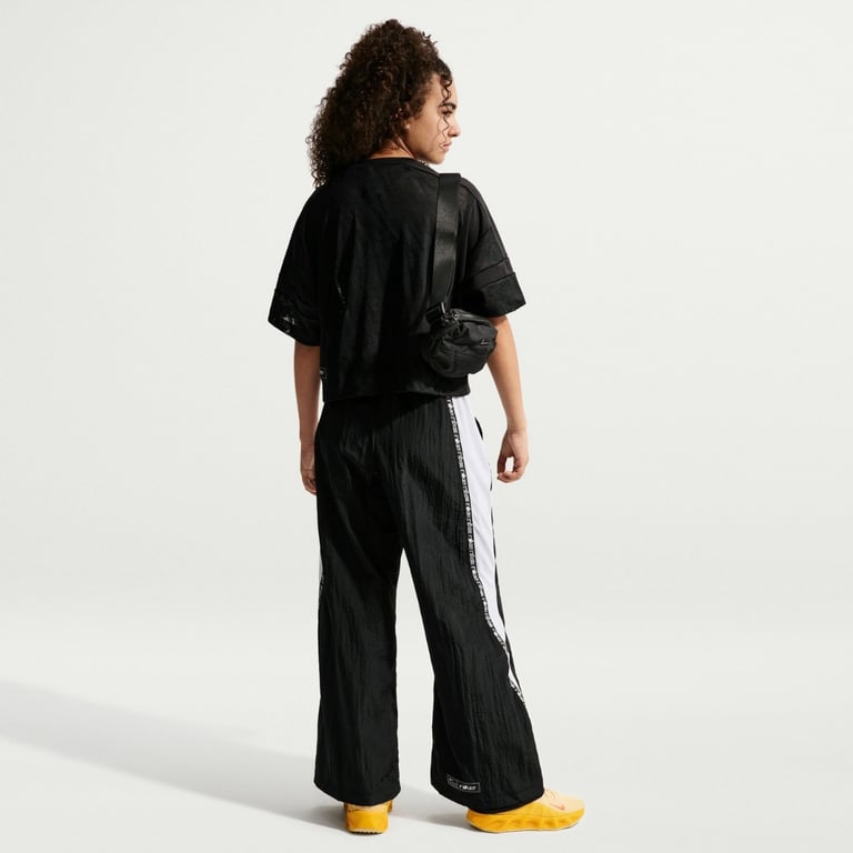 Футболка Nike Sportswear Mesh Cover-Up Dance Top (IQ0576010) - фото