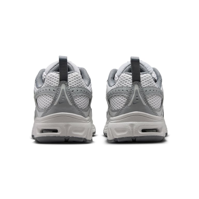 Кросівки Nike Air Max Moto 2K (IR5605002) - фото